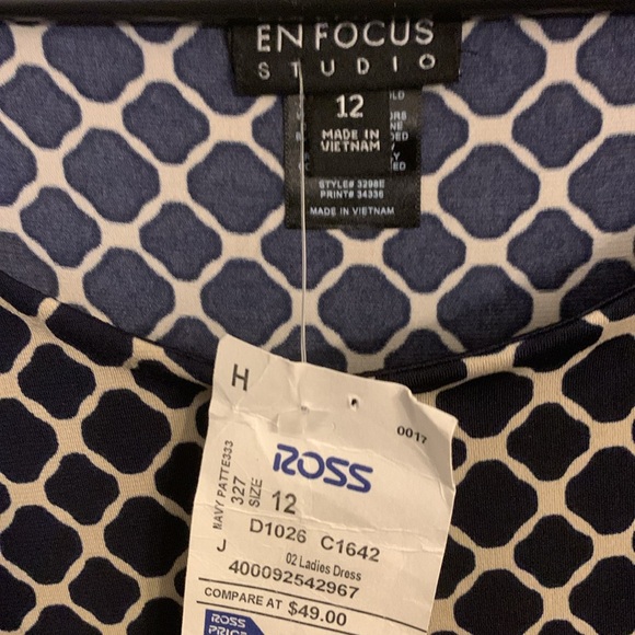 NWT En focus Studio Dress - Picture 4 of 7